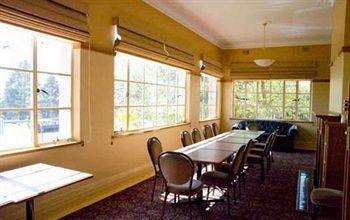 Grand View Inn 4*